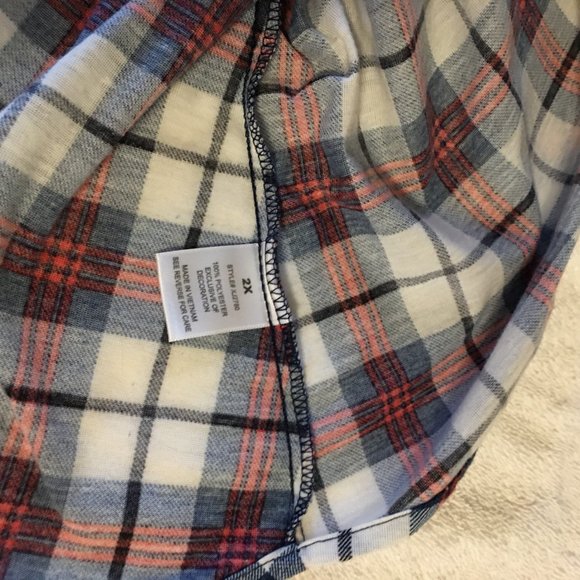 Tops - blouse